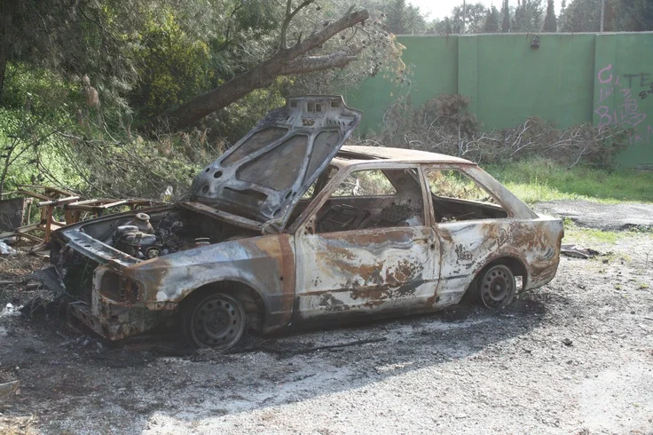 Sell Your Wrecked or Crashed Car for Cash: What Buyers Look For